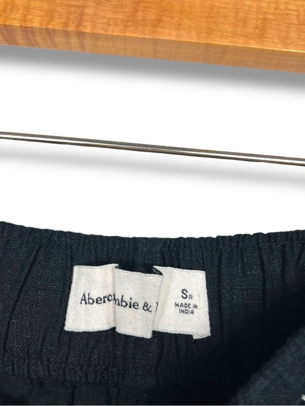 Abercrombie & Fitch Linen Blend Shorts Black Pull On Small Pockets Travel Lined - Picture 8 of 9